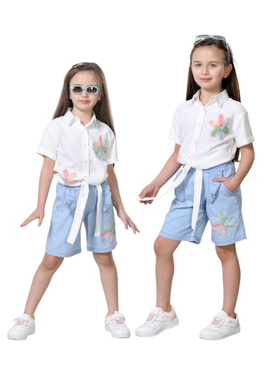 Kız Çocuk Çiçek Detaylı Gömleği Bağlamalı Kot Şortlu İkili Takım Beyaz