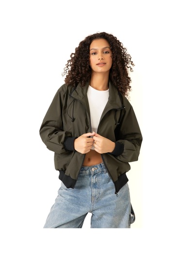 Riverstorm Kadın Haki Dik Yaka Su Ve Rüzgar Geçirmez Oversize Crop Mevsimlik Yağmurluk Rüzgarlık Haki