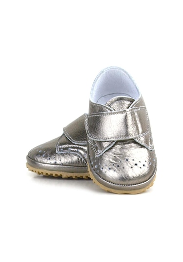 Hakiki Deri Platin Simli Cırtlı Bebek Patik Ayakkabı Gri