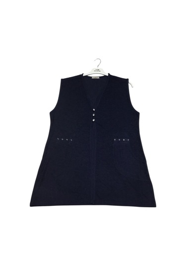 Kadın Önü Üç Düğmeli Jakarlı Cepli Kısa Yelek Lacivert