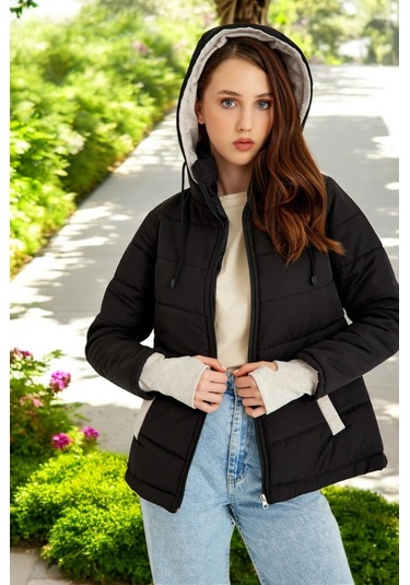 Kışlık Su Geçirmez Kısa Rahat Şişme Kadın Mont Siyah