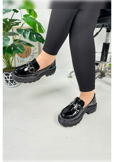 Günlük Kadın Loafer V Tokalı Kalın Topuklu Tırtıklı Tabanlı Oval Burunlu Makosen Ayakkabı 7455 - 7453 7453-siyahrugan