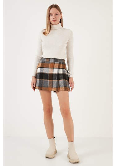 Lela Pamuk Karışımlı Regular Fit Kışlık Bayan Şort Etek 61100015 Antrasit Lela Pamuk Karışımlı Regular Fit Kışlık Bayan Şort Etek 61100015 Antrasit