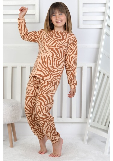 Kaplan Desenli Kız Çocuk Pijama Takımı Kahverengi