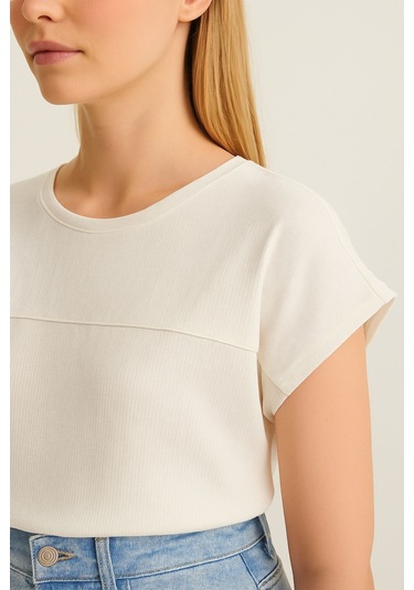 Kadın Beyaz Bisiklet Yaka Basic Kısa Kollu Bluz, Kadın Bluz Beyaz