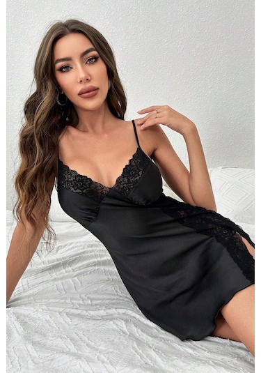 Merry See Dantelli Şık Yırtmaçlı Saten Gecelik Siyah