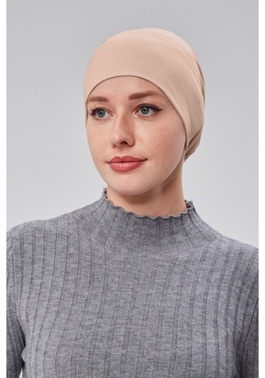 Kadın Tesettür Hazır Pratik Geçmeli Bone Lastikli Kaymaz Bej