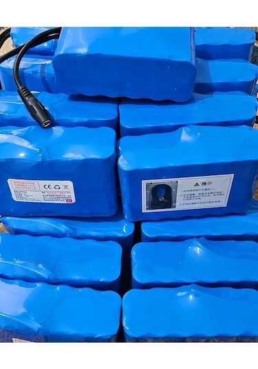 Sazan Yemleme Tekne Ve Botu Pil 7.4v 8.4v Bot Pili 12,000 Mah Fabrikasyon Kaliteli