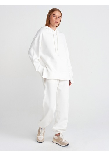 Dilvin 40403 Dikiş Esprili Yırtmaçlı Sweat Ekru