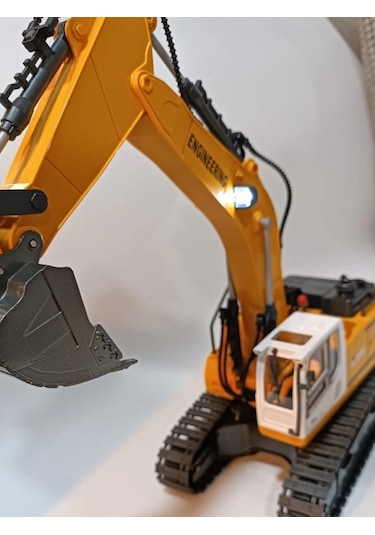 Uzaktan Kumandalı 680 Rotasyon Ekskavatör Premium Model Metal Hareketli Buharlı Oyuncak Çok Renkli