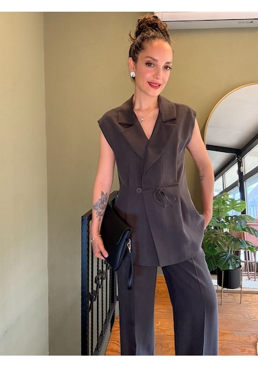 Ali Butik Antrasit Düğme Geçmeli Yelekli Takım