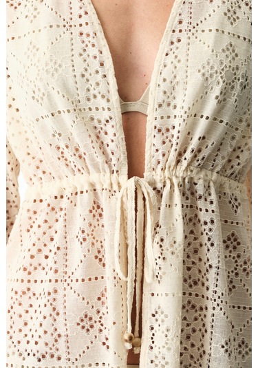 Penti Ekru Jasmine Kimono