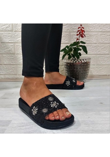 Pienn 20622 Siyah Taşlı Şık Kadın Terlik Siyah