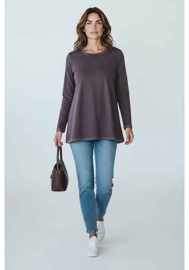 Kadın Yaka Ve Kol Ağzı Taşlı Etek Desenli Bluz Gülkurusu