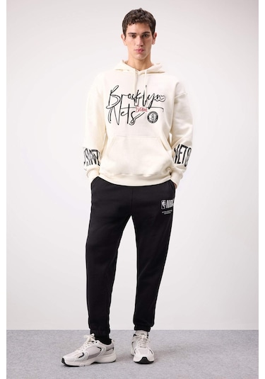 DeFactoFit NBA Wordmark Kalın Jogger Eşofman Altı Standart Fit Cepli Lastikli Paça D6576AX25SPBK81