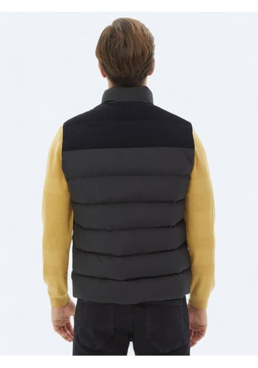 Kip Siyah Regular Fit Dik Yaka Casual Dokuma Spor Yelek Siyah