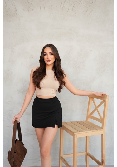 Kadın Yandan Yırtmaçlı Mini Şort Etek Siyah