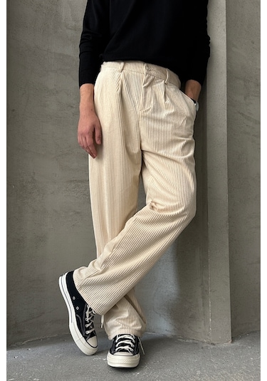 Erkek Pileli Baggy Kalıp Kadife Pantolon Krem