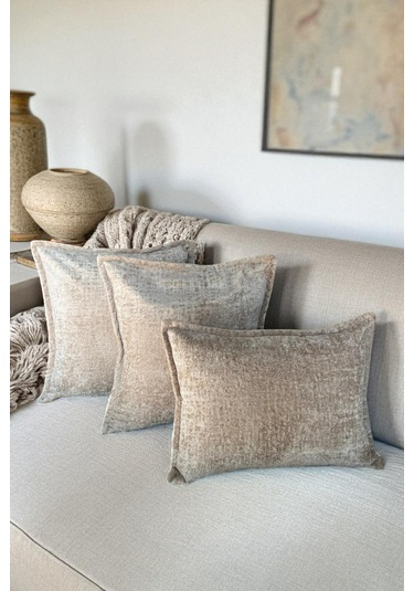 Kırlent İthal Kadife Kumaş 3'lü Set - Yumuşak Dokulu Dekoratif Özel Tasarım Kırlent Kılıfı Krem