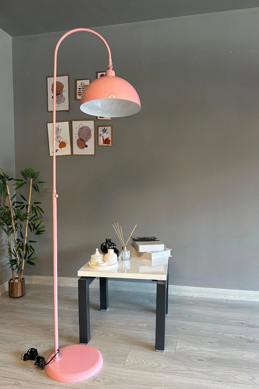 Pembe Lambader Hareketli Başlık Modern Dekoratif Metal Oturma Odası Çalışma Odası Zemin Lambası Pembe