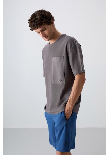 Tommy Life Koyu Gri Pamuklu Kalın Yüzeyi Dokulu Oversize Fit Basic Erkek T-shirt - 88341 001