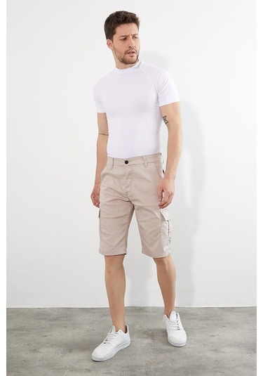 Erkek Lacivert Renk Kargo Yandan Cepli Esnek Kumaş Slim Fit Kapri Şort Bej