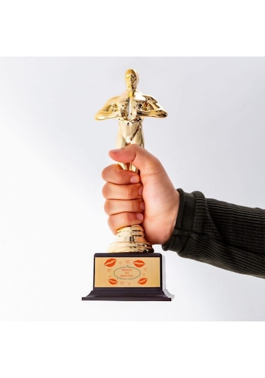 Yılın En İyi Öpücüğü Tasarımlı Hediye Oscar Ödülü
