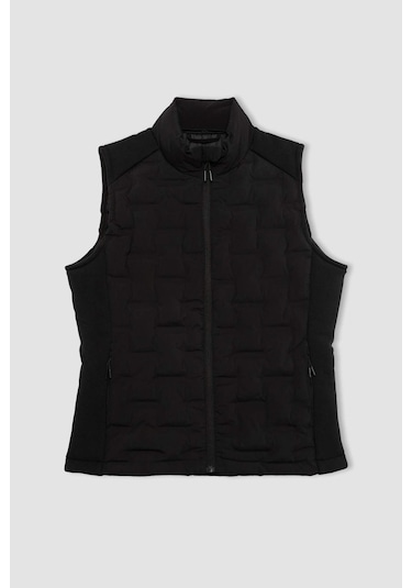 DeFactoFit Su İtici Rüzgar Geçirmez Slim Fit Dar Kesim Fermuarlı Şişme Sporcu Yelek B2069AX24SPBK81 Siyah