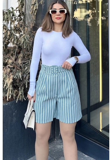 WeShaya Kadın Mint Kemerli, Yüksek Bel, Pliseli, Rahat Kesim, Gabardin Şort Mint