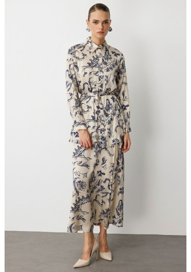 Beyaz Mizalle Ekru Desenli Evaze Uzun Saten Etek Ekru