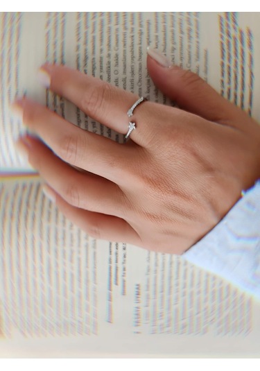 Zirkon Taşlı Yıldız Model Ayarlanabilir Silver Gümüş Renkli Yüzük Silver