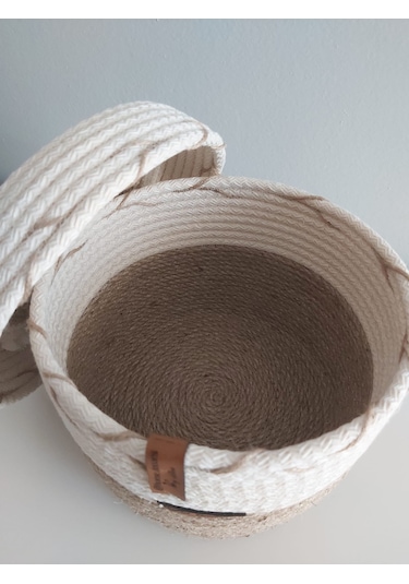 Kapaklı Hasır sepet - 21x19 cm