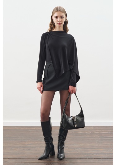 Şal Detaylı Dökümlü Bluz Siyah Siyah