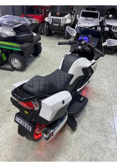 Poyraz Akülü Motor 12 Volt 2-8 Yaş Beyaz