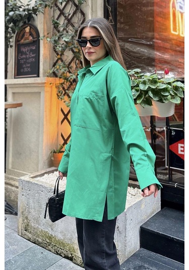 Kadın Yeşil Terikoton Kumaş, Yırtmaçlı, Rahat Uzun Gömlek Benetton