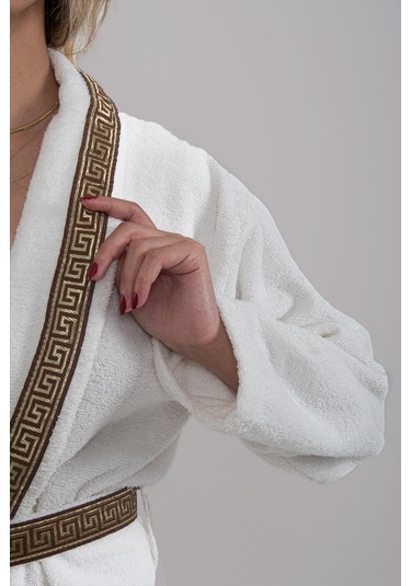 Güvenal Valentis Desenli İşlemeli Kutulu Kadın Erkek Pamuk Bornoz Sabahlık Bornoz Seti Çeyiz Hediyelik 2 Kahverengi