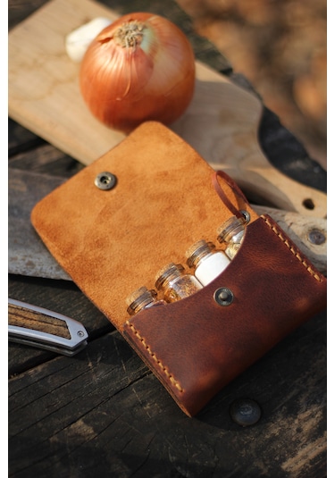 Kişiye İsme Özel Maia Kamp Outdoor Deri Baharatlık Tobacco Çok Renkli