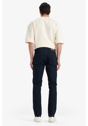 Defacto Pedro Slim Fit Dar Kalıp Normal Bel Dar Paça Jean Pantolon E8853ax25spnm34 Mavi Defacto Pedro Slim Fit Dar Kalıp Normal Bel Dar Paça Jean Pantolon E8853ax25spnm34 Mavi