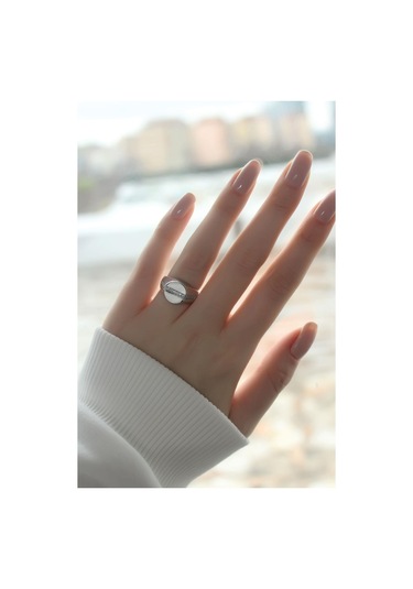 Punta Zirkon Taşlı Rodyum Kaplama Kadın Yüzük Gümüş