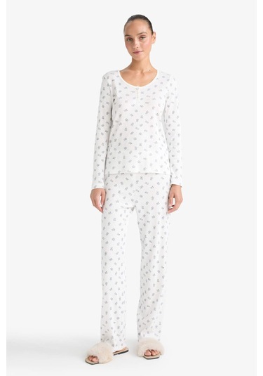 Defacto Pijama Takımı Desenli Uızun Kollu Üst Uzun Alt-fall İn Love F9837ax25auer85 Ekru Defacto Pijama Takımı Desenli Uızun Kollu Üst Uzun Alt-fall İn Love F9837ax25auer85 Ekru
