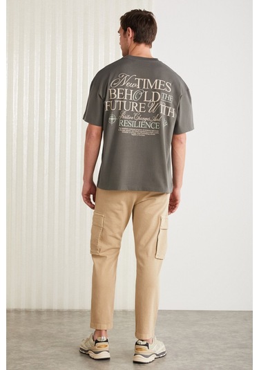 Colıbrı  Erkek Ön Arka Baskı Detaylı Oversize Kısa Kollu Bisiklet Yaka Organik Pamuklu Gri T-shirt