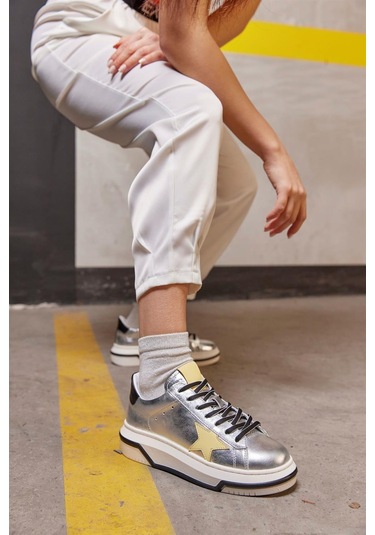 Sveta Gümüş Hakiki Deri Kadın Sneaker-Gumus Gümüş