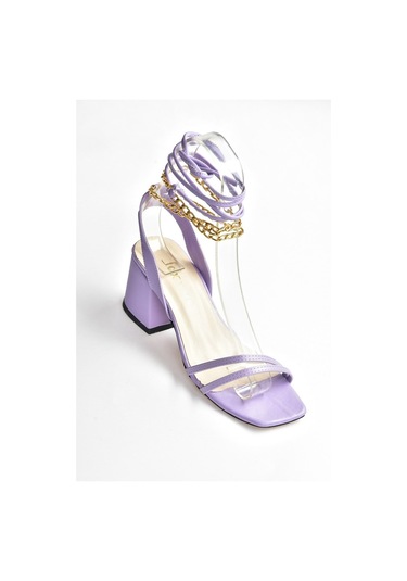 Fox Shoes Lila Kısa Topuklu Altın Zincir Detaylı Bilekten Bağlama