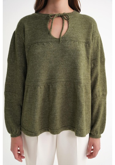 6950 Kadın Yakası Bağcıklı Pileli Triko Kazak Haki Haki