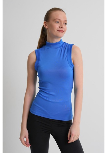 Alexandergardı Dik Yaka Kolsuz Kadın Bluz Mavı