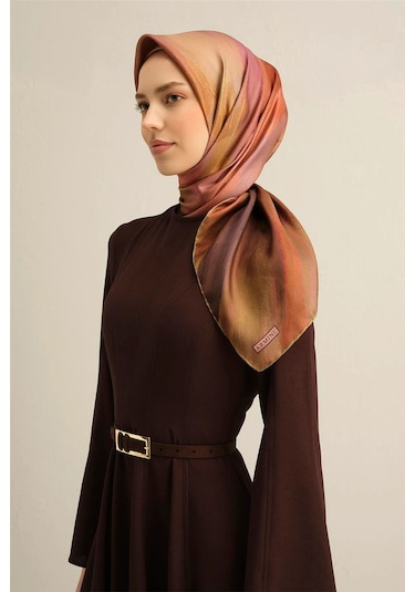 2025 İlkbahar - Yaz - Dj Saf İpek Eşarp Sura -9308d01 - 90 X 90 / Taba - Yeşil 07 Taba - Yeşil 07