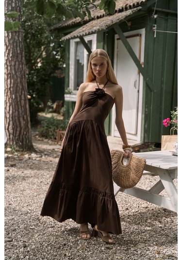 Elisa Gül Detay Koyu Kahve Uzun Elbise