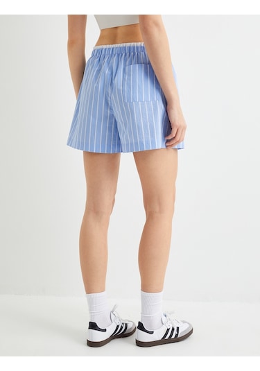 Koton Mini Şort Cepli Beli Çift Lastik Detaylı Mavi Çizgili 4sak40068ew Mavi
