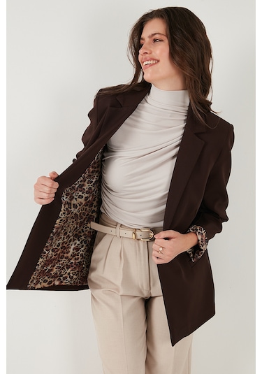 Lela Standart Fit Mono Yaka Desenli Astar Detaylı Blazer Bayan Ceket 6524003 Kahve