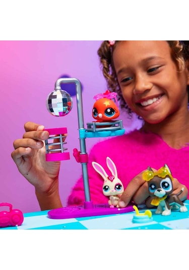 Disko Topu Dönüyor: Littlest Pet Shop Minişler Disko Oyun Seti Sahneyi Sallıyor Littlest Pet Shop - Miniş